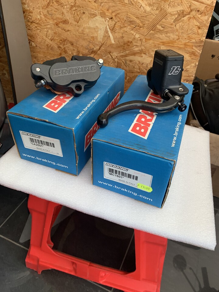 kit freni radiali BRAKING SUPER MOTARD