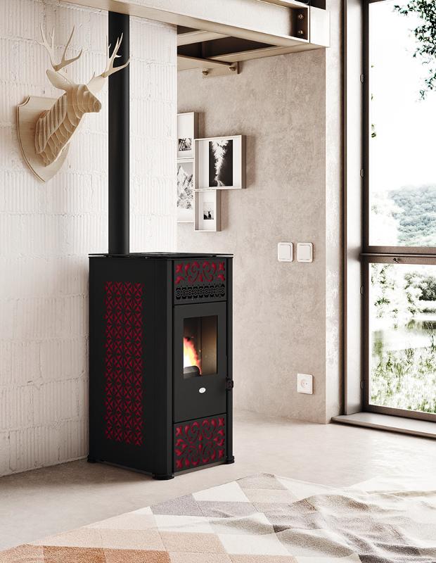 Stufa a pellet ventilata 9 kW rivestimento intarsiato EVACALOR LUCILLA