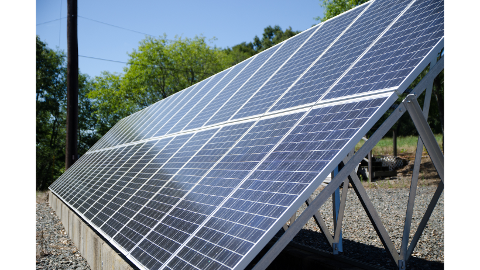Impianto fotovoltaico domestico a terra