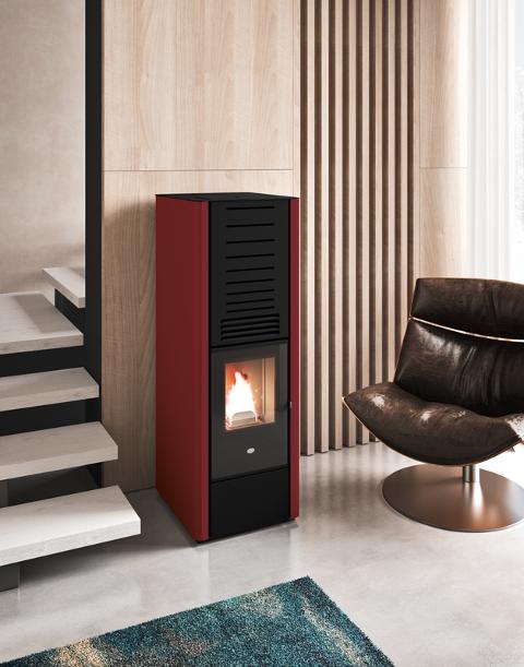 Stufa pellet ventilata 9,5 kW serbatoio grande EVACALOR KAREN