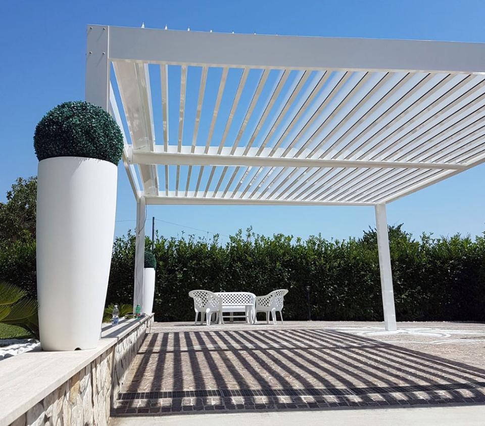 Gazebo Pergola Bioclimatica con tetto retrattile