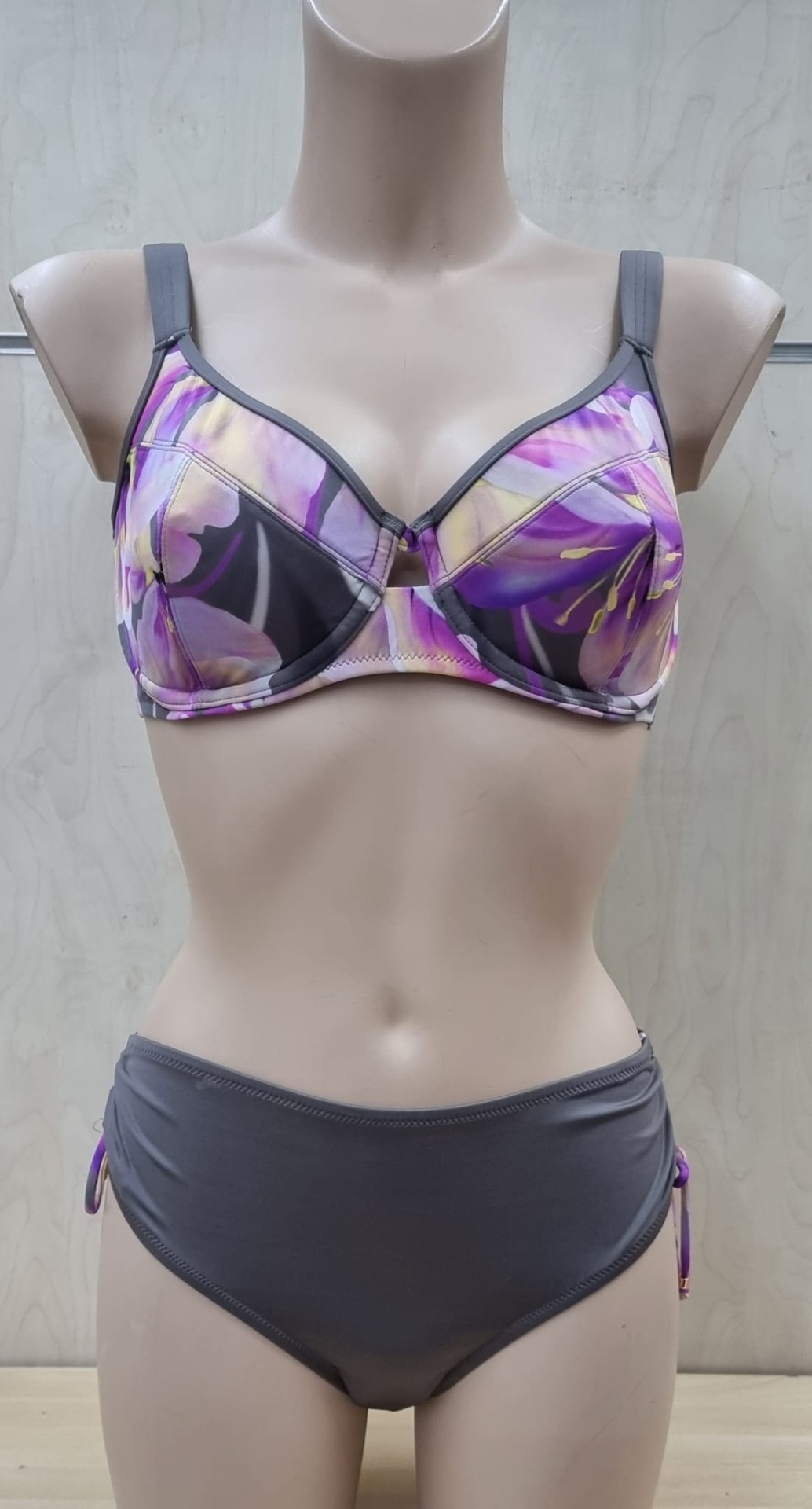 Lily Elegance TW Triumph Bikini Ferretto
