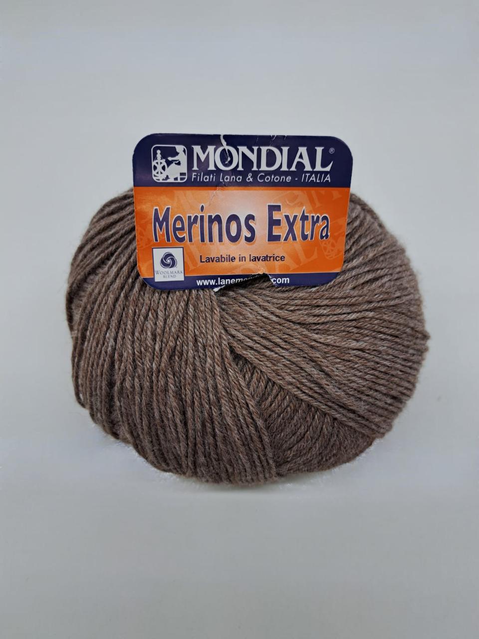 MERINOS EXTRA
50% Lana Vergine Merino 50% Acrilico -100 gr- Mondial