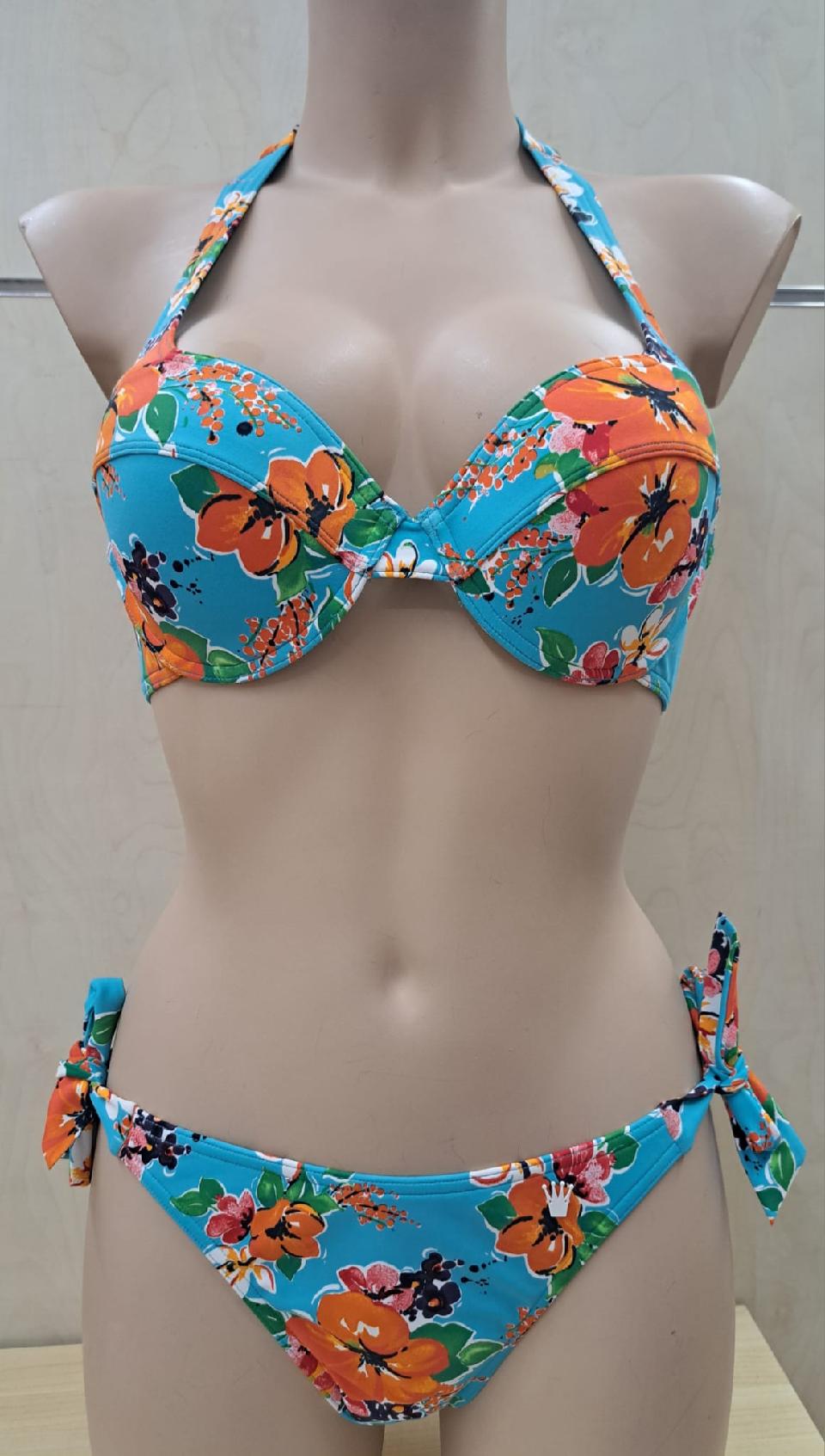 Miss Jodie TWU Triumph Bikini Coppa