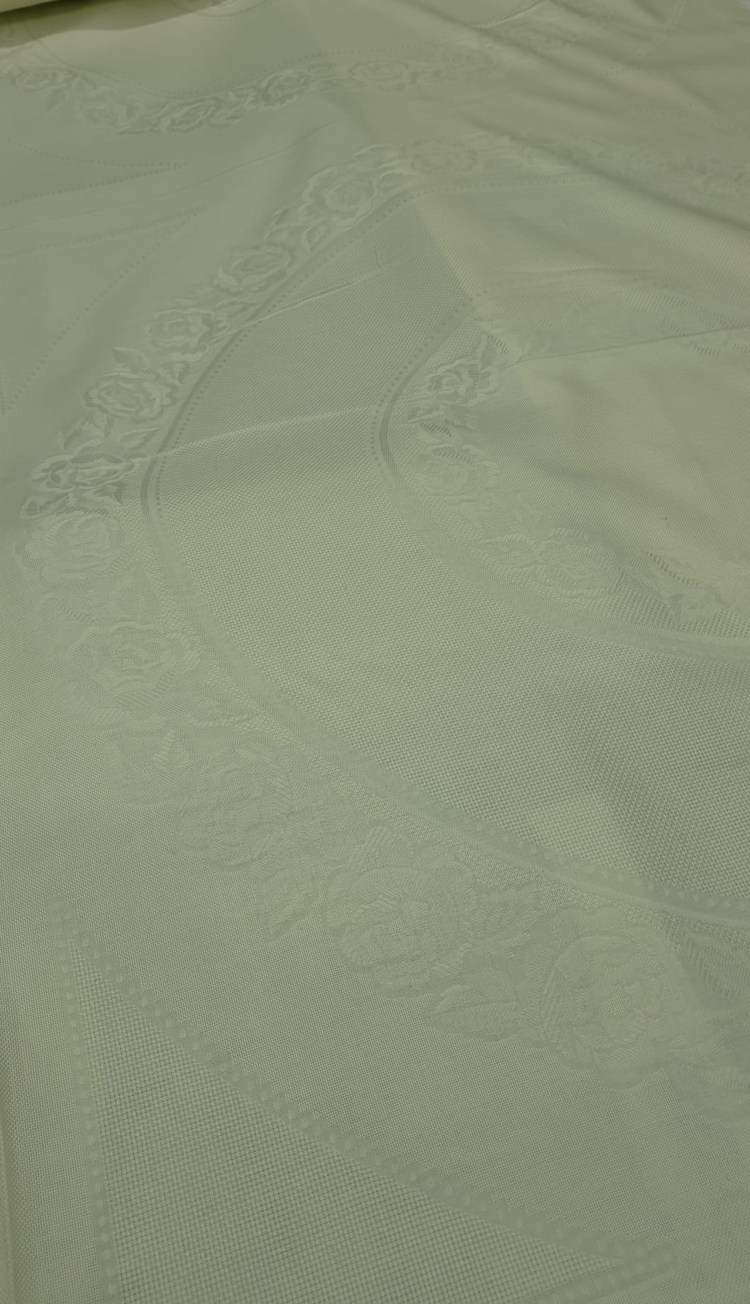 Tessuto Londra ecrù
altezza 180 cm Stafil