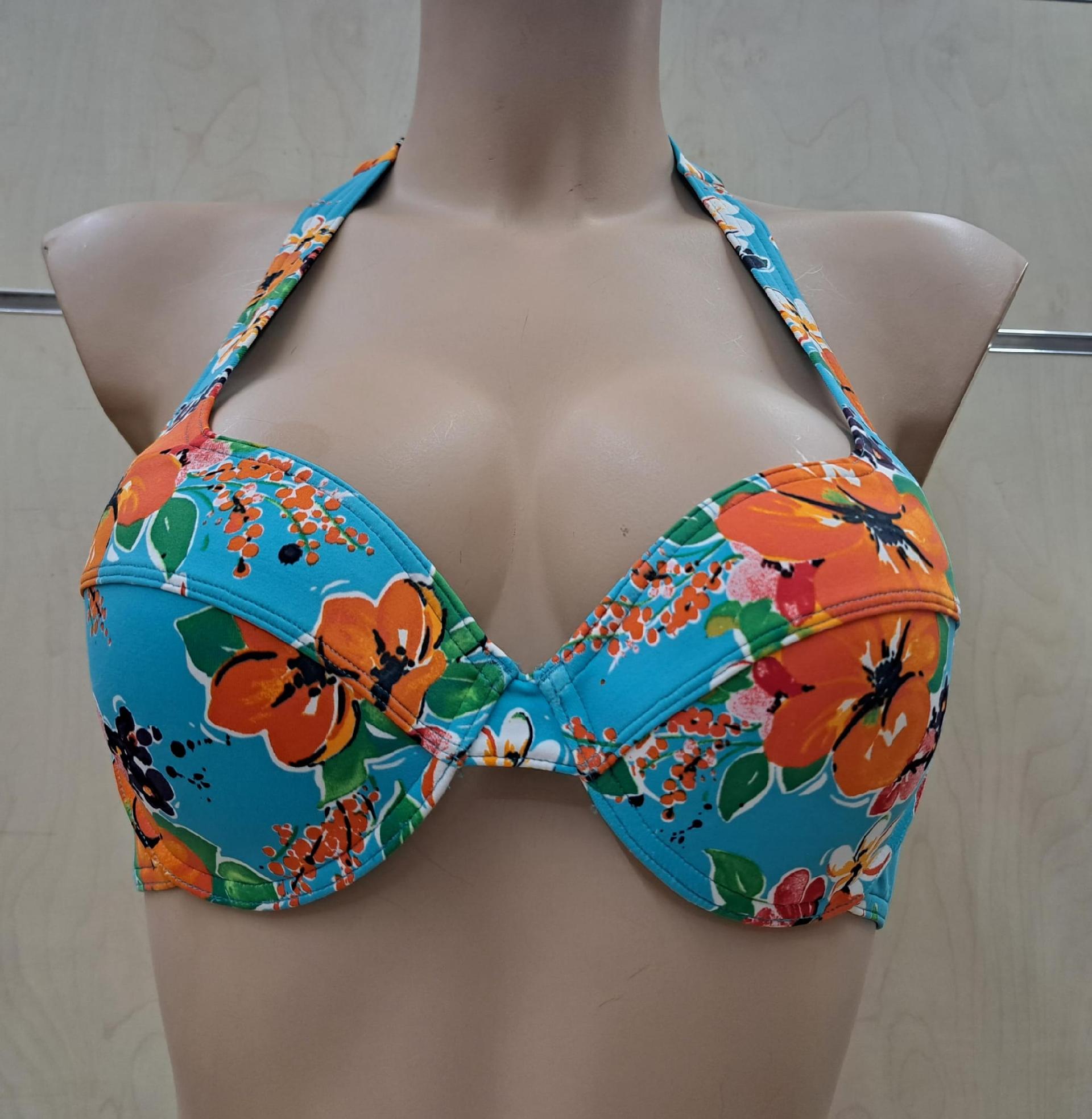 Miss Jodie TWU Triumph Bikini Coppa