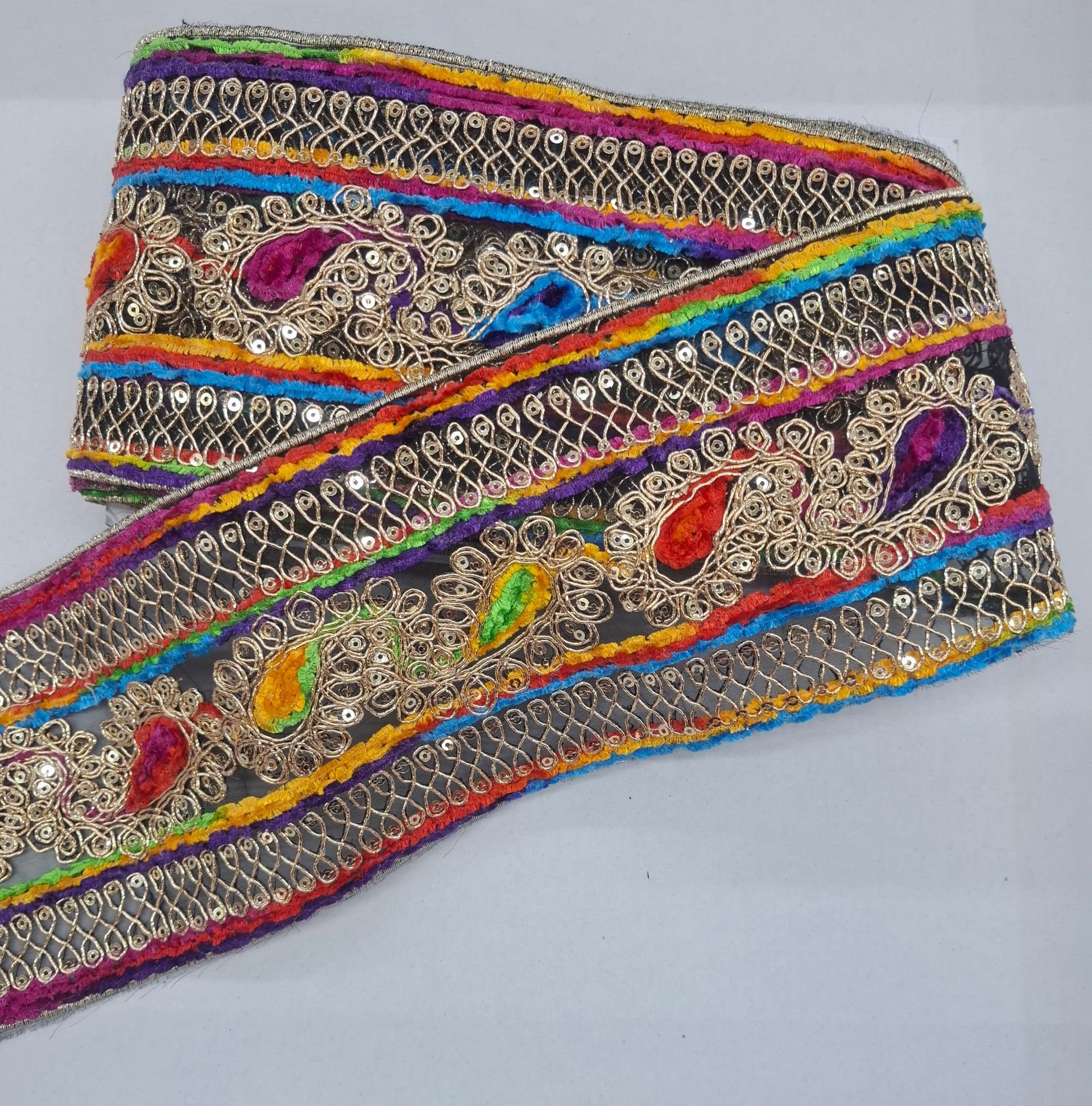 PASSAMANERIA MULTICOLOR Daddario Passamaneria