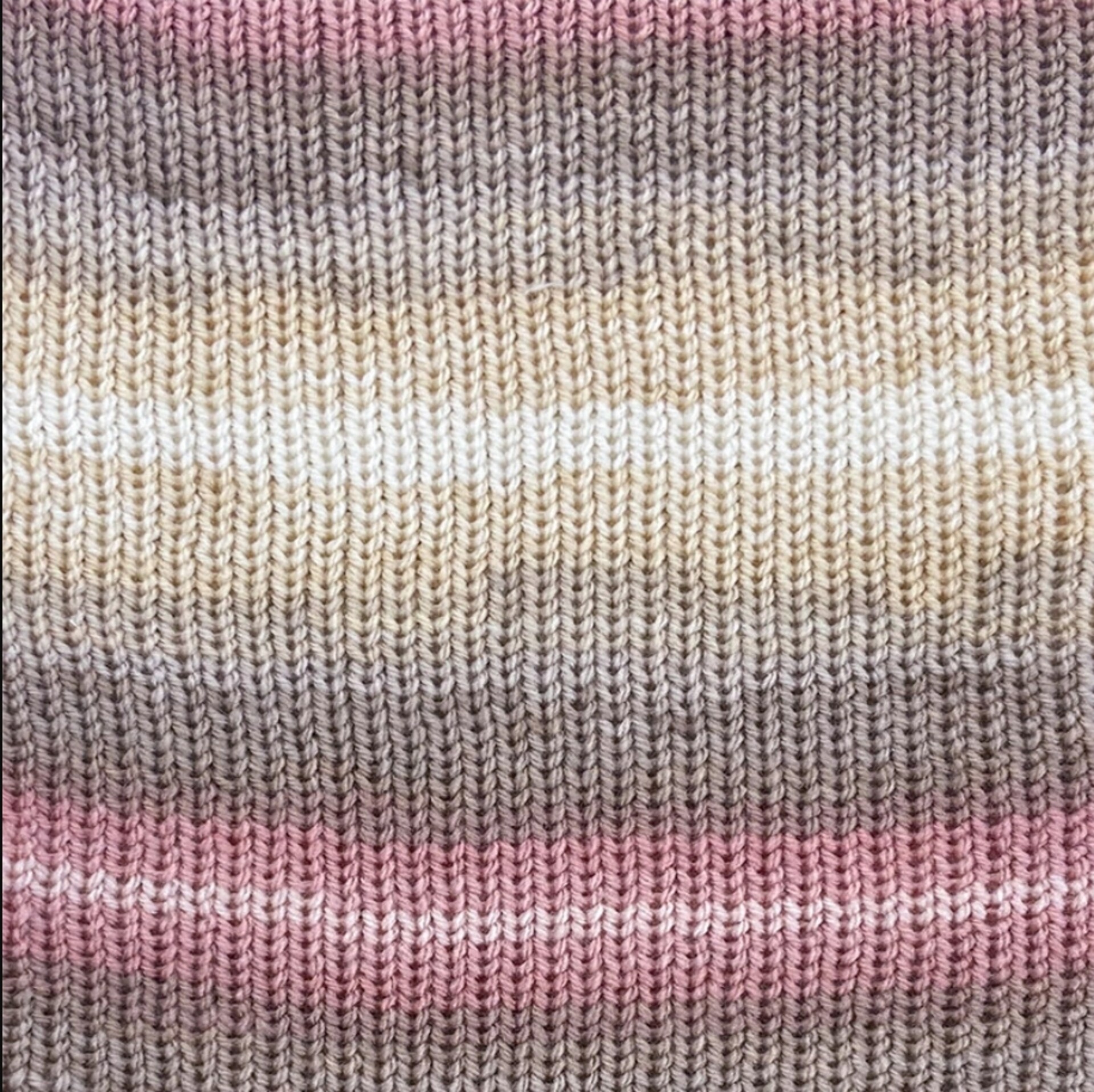 HAPPY COLOUR 75% Microfibra PL 25% Lana Merino Mondial Filati