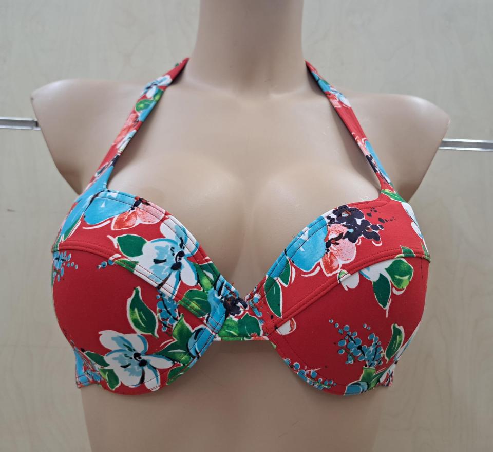 Miss Jodie TWU Triumph Bikini Coppa