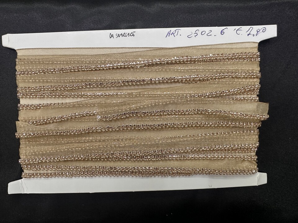 Passamaneria in organza con strass e perline Daddario Passamaneria in organsa