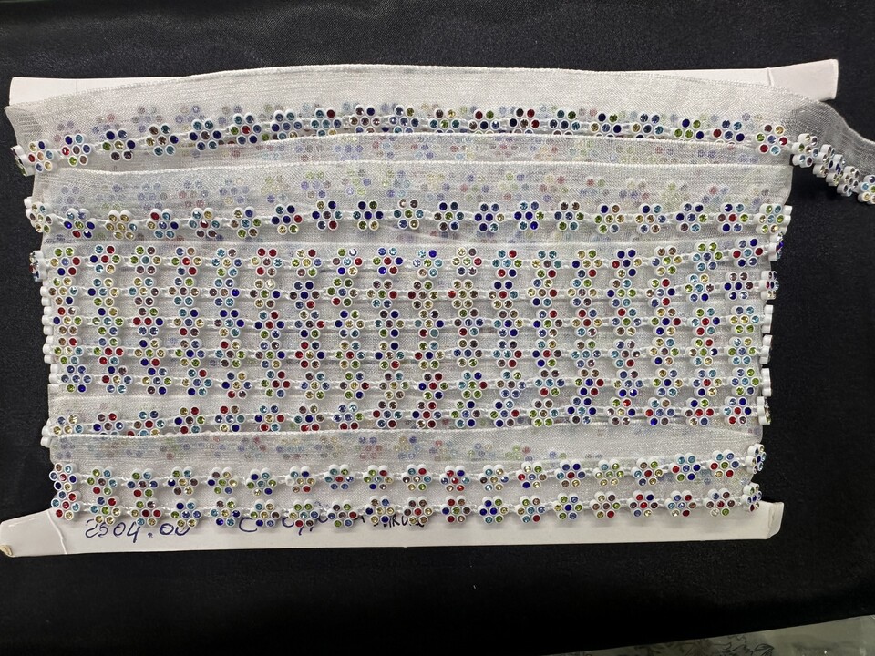 Passamaneria in organza con strass colorati Daddario Passamaneria in organsa