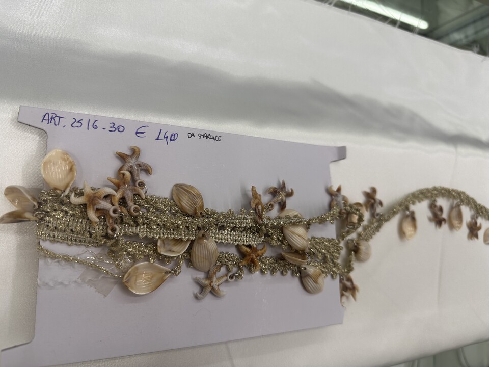 Passamaneria con conchiglie e stelle marine Daddario Passamaneria