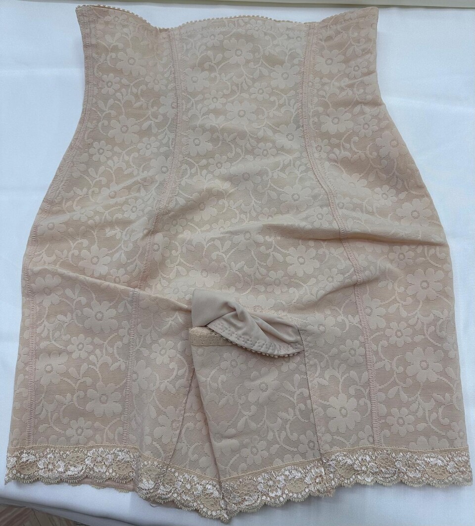 GUAINA VITA ALTA PANTALONCINO CON CERNIERA Fratelli elli guaina