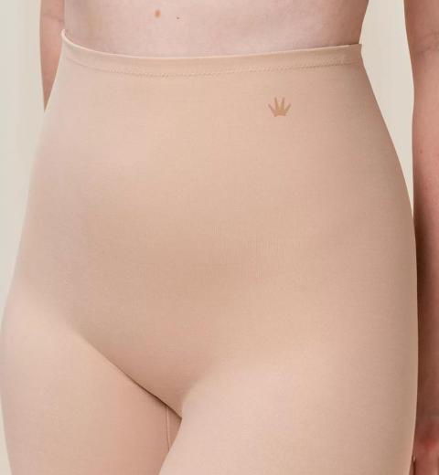 Becca High Panty L Triumph Pancera Gambaletto