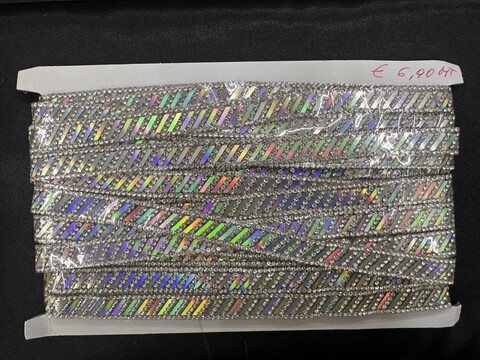 Passamaneria termoadesiva con strass Daddario Passamaneria termoadesiva