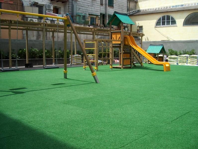 Pavimentazione in Gomma antitrauma Eco pavimenti Parchi Gioco
