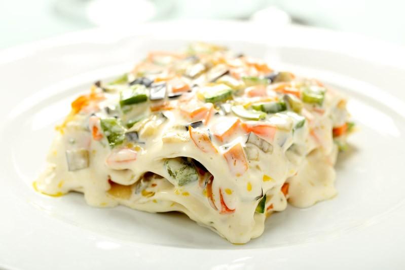 Lasagne biologiche di pasta fresca  nella variante vegetariana con verdure di stagione