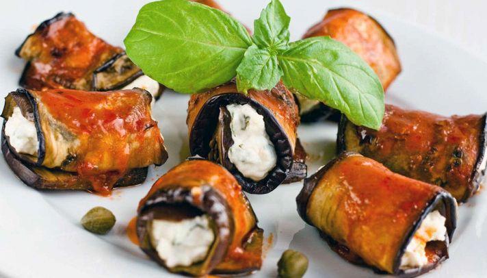Involtini di melanzane ripieni  con prosciutto e mozzarella