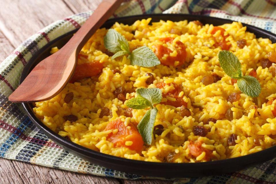 Paella vegetariana La Casetta Verde con verdure di stagione e mandorle tostate