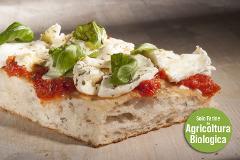 Pizza Margherita con farina BIO e mozzarella di primissima qualità