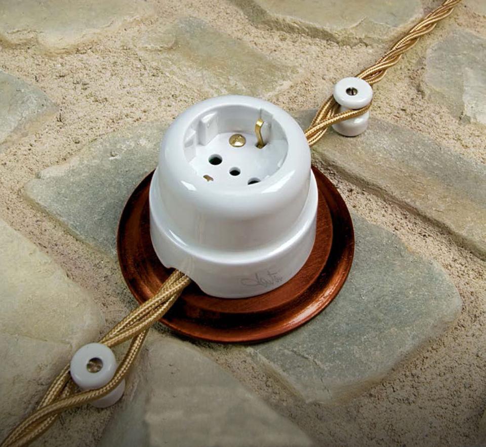 Impianti elettrici in stile vintage per loft e case antiche