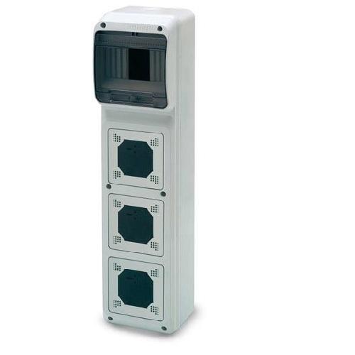 Quadro Vuoto IP65 6 Moduli con Tre Flange per presa CEE Universale