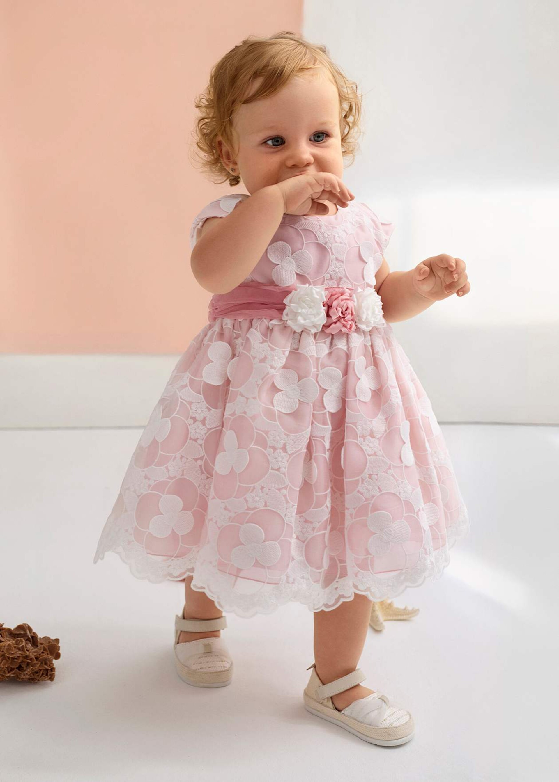 Abito elegante in organza ricamata Rosa / Bianco Abel e Lula