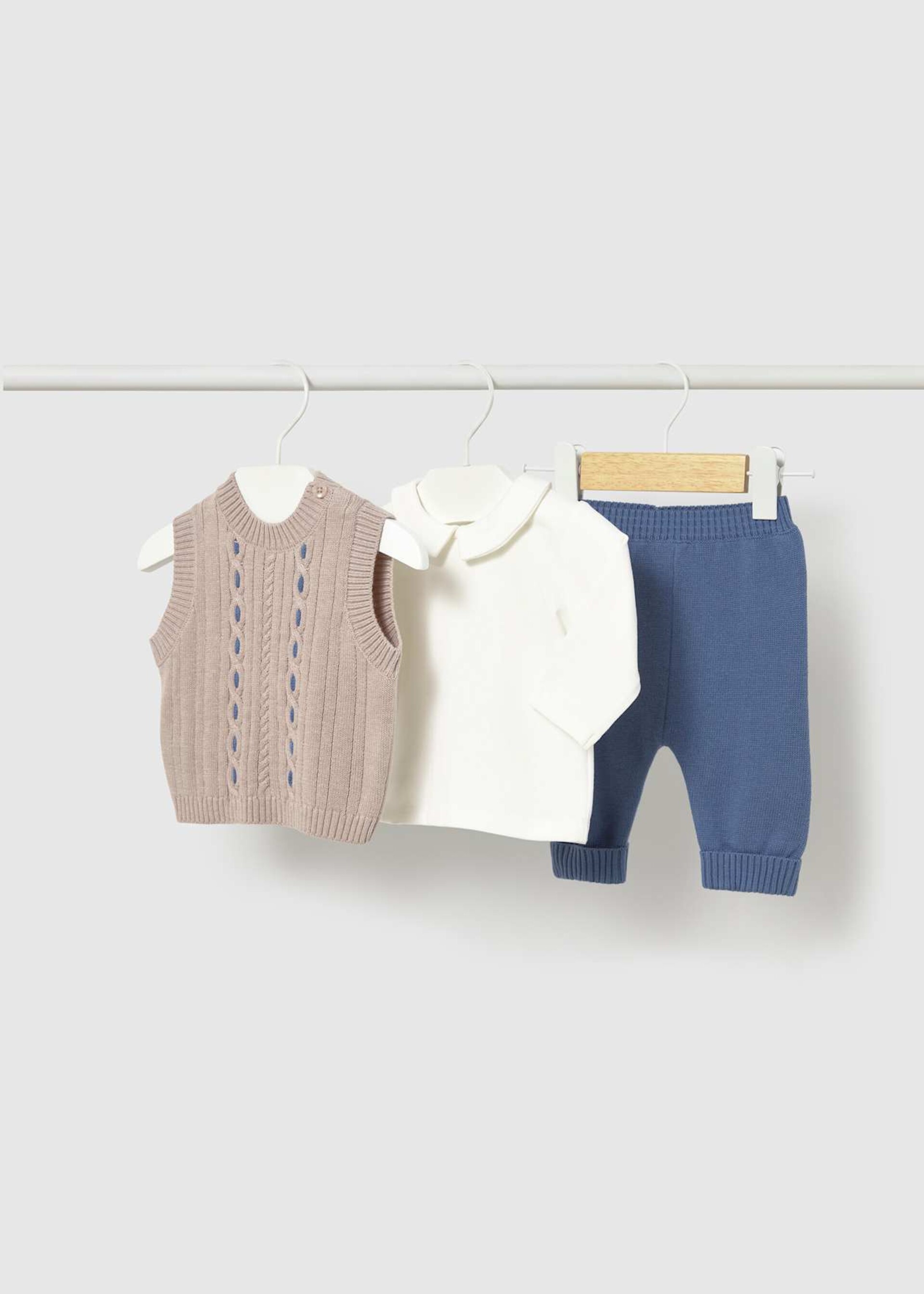 Completo gilet 3 pezzi in caldo cotone Beige / Blu Mayoral