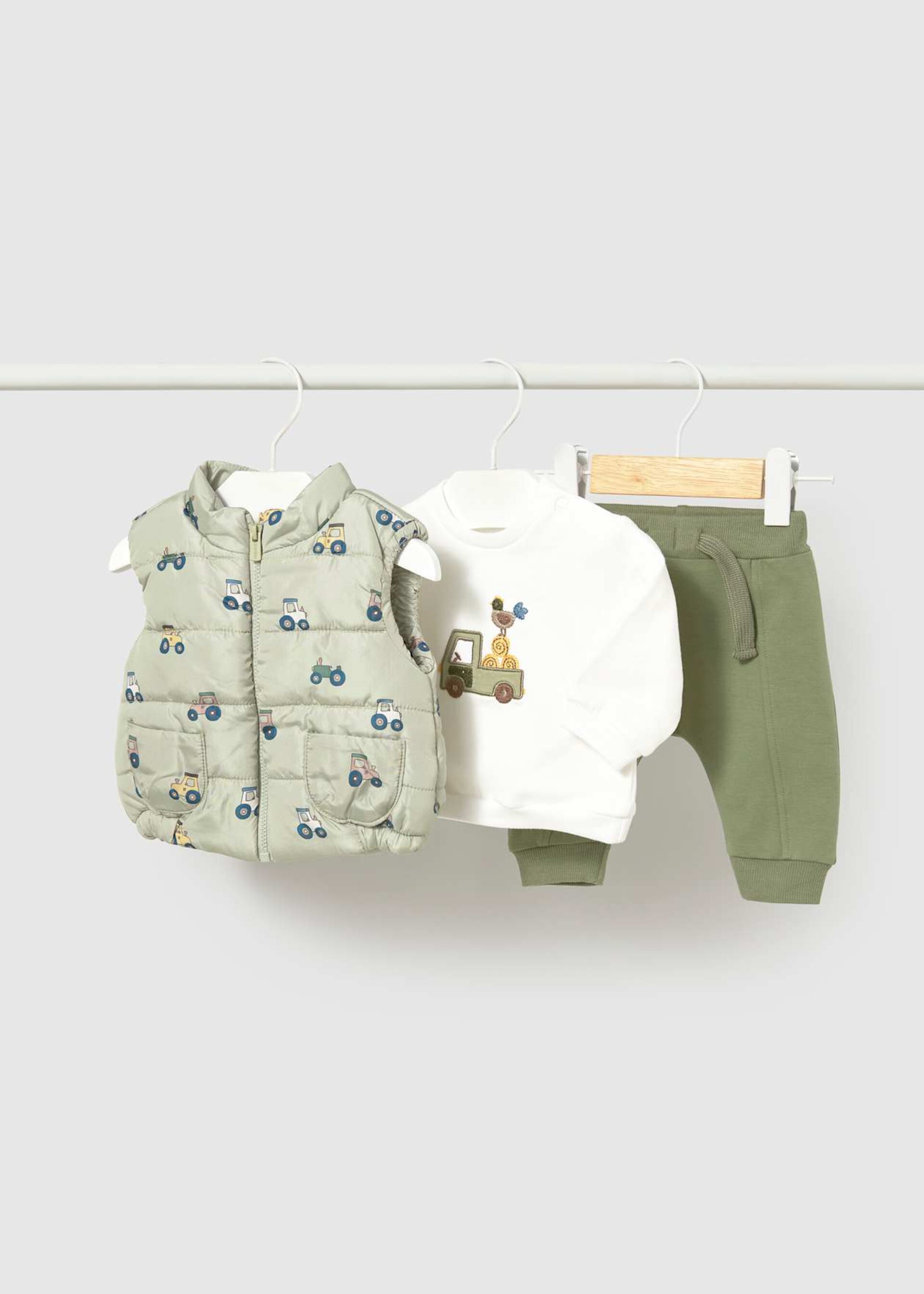Completo 3 pezzi in caldo cotone Verde Mayoral