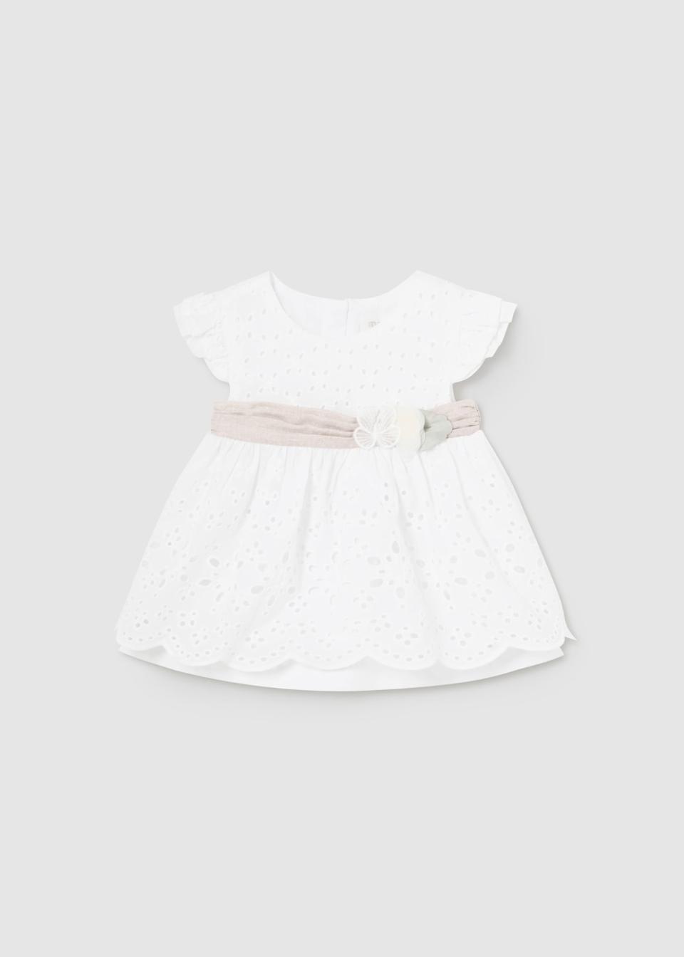 Abito in sangallo con farfalla Bianco Mayoral 1802