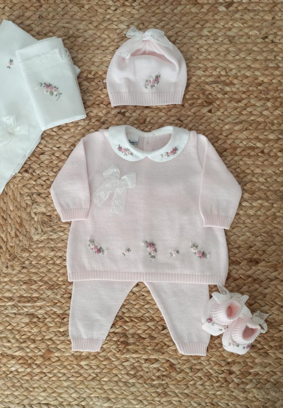 Completo nascita 2 pezzi in filo di cotone con ricamo a mano Gentile Baby Couture