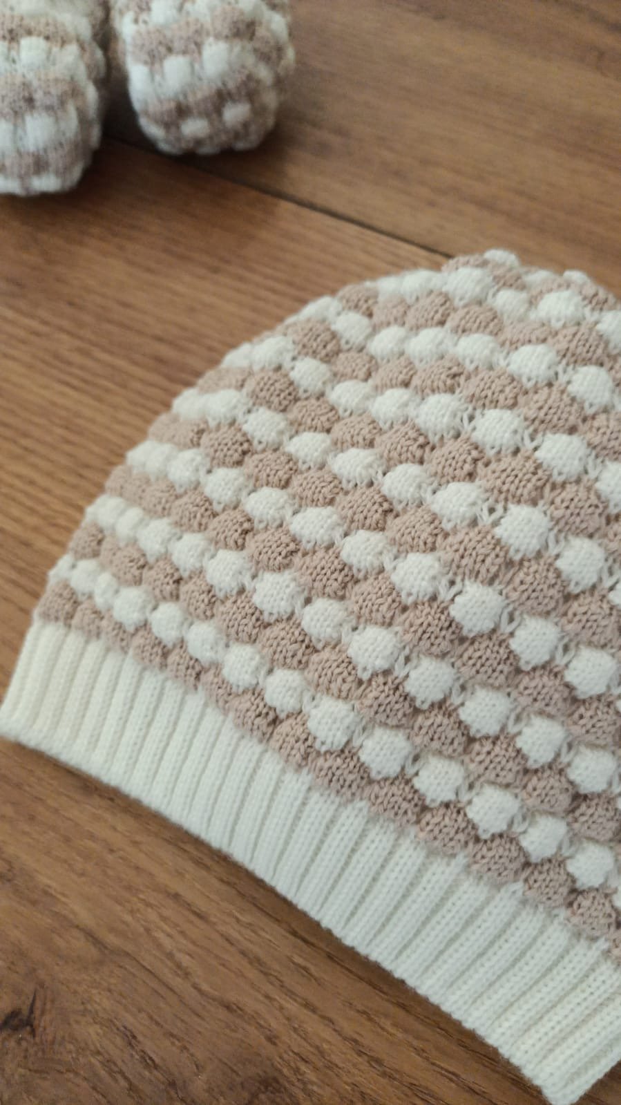Cappellino in pura lana Vaniglia / Cammello taglia unica Marlù