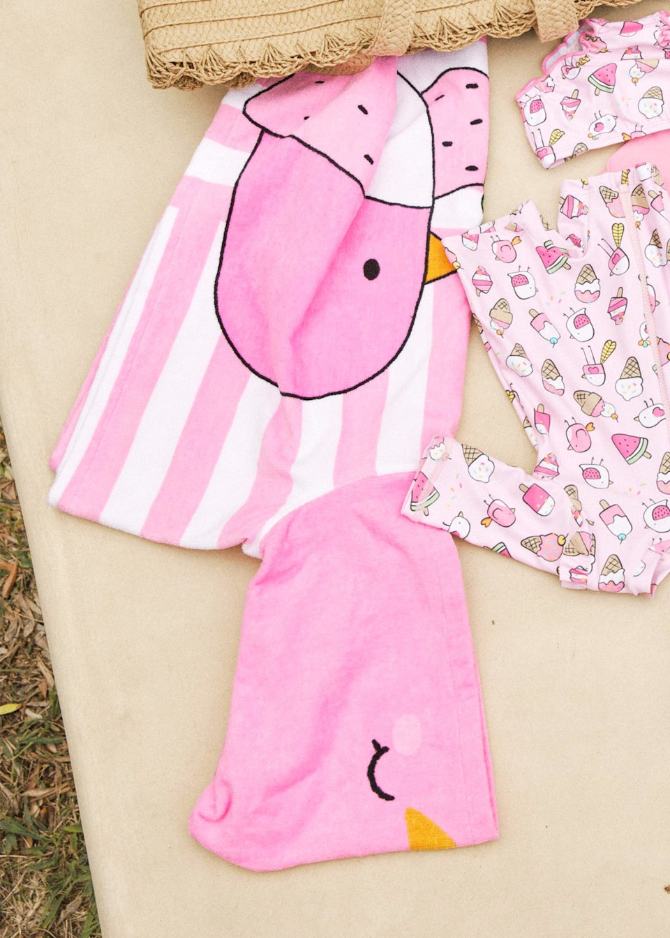 Poncho in spugna con cappuccio Rosa Mayoral