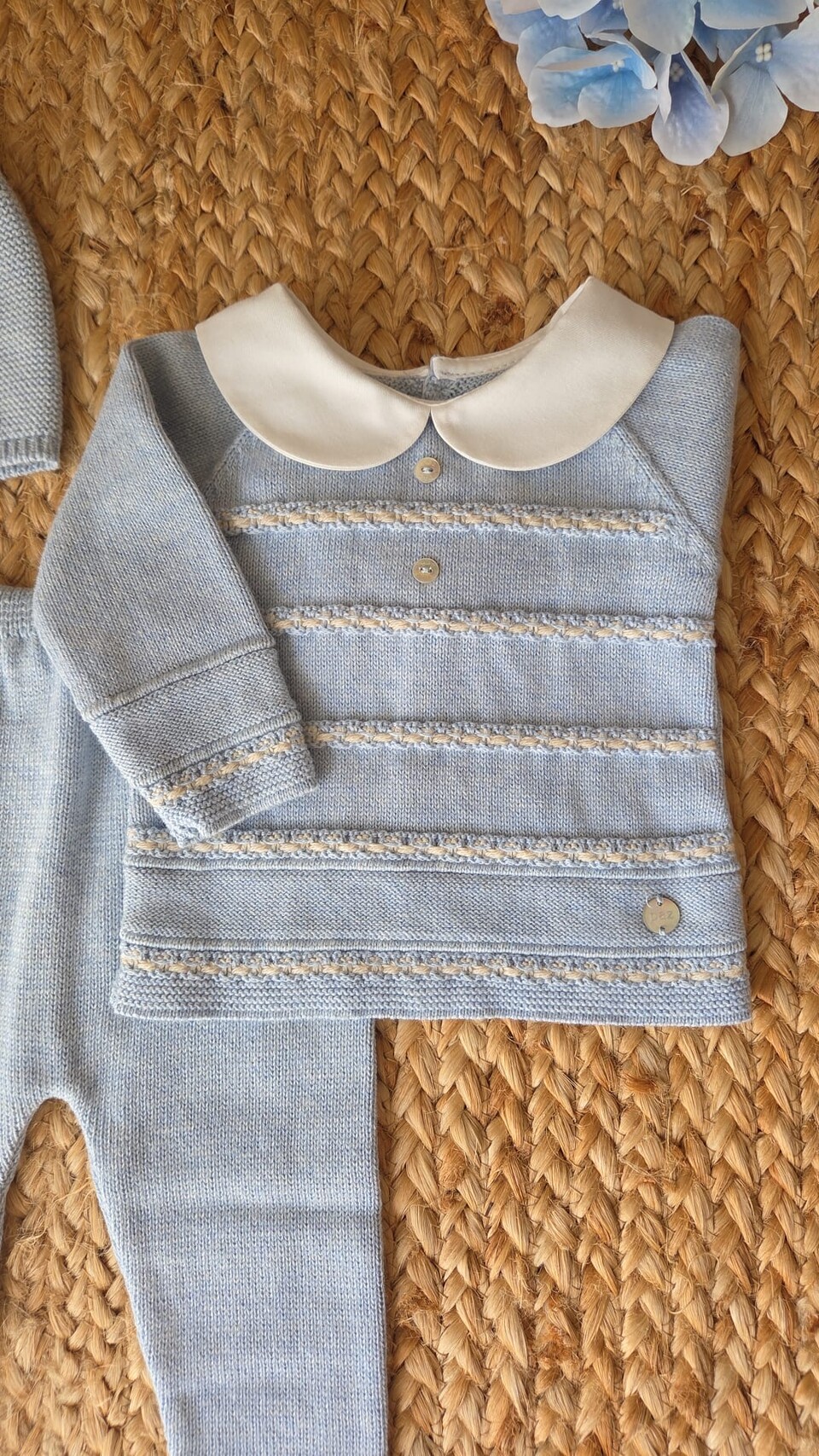 Completo 2 pezzi con cappellino in caldo cotone Cielo taglia 3 mesi Paz Rodriguez