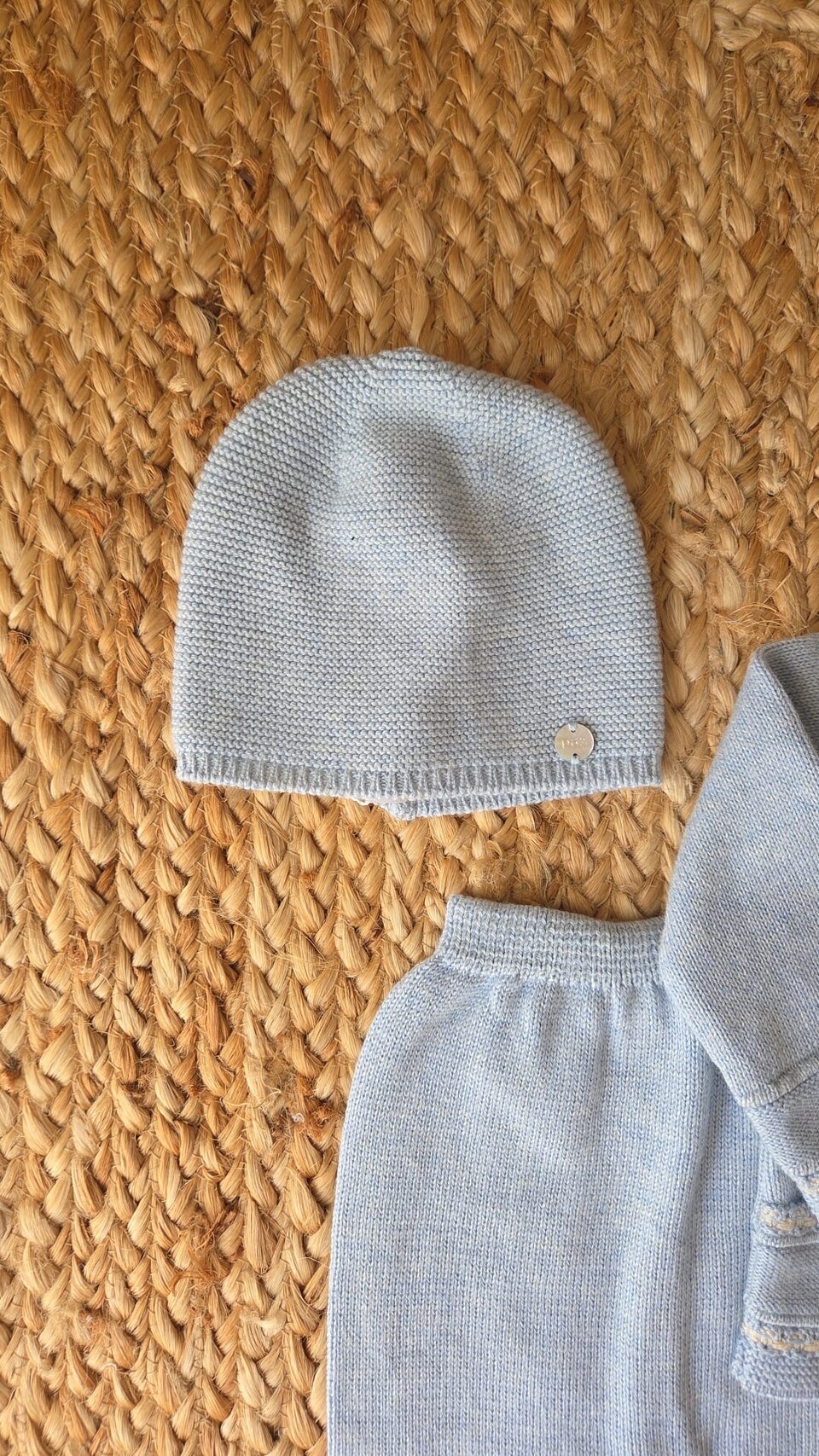Completo 2 pezzi con cappellino in caldo cotone Cielo taglia 3 mesi Paz Rodriguez
