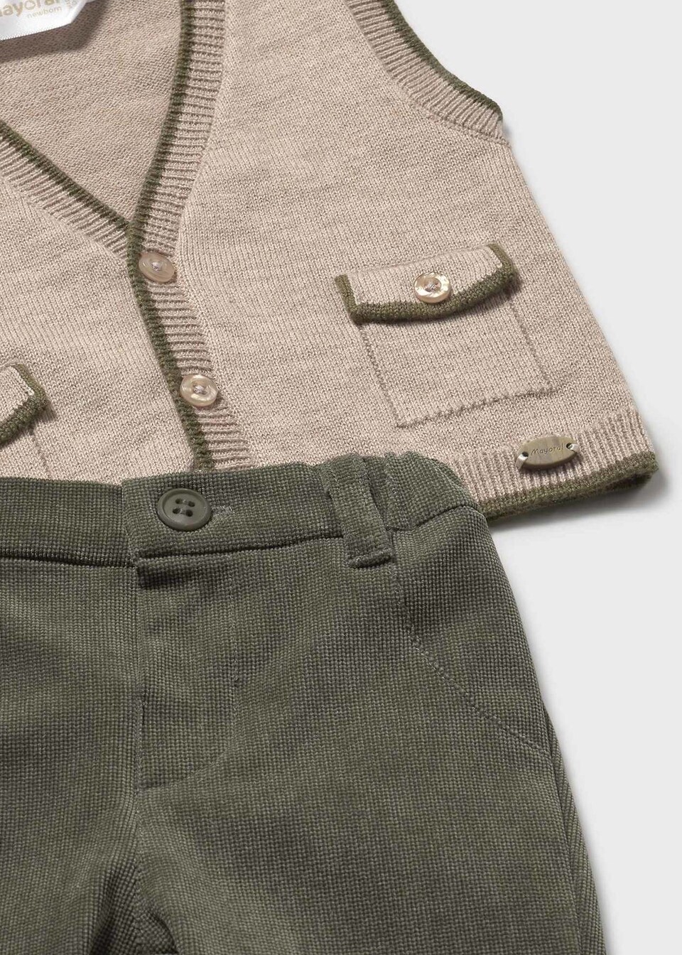 Completo 3 pezzi in caldo cotone Beige / Verde Mayoral