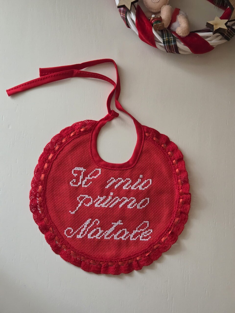 Bavetta natalizia in puro cotone Rossa Stafil Il mio primo Natale