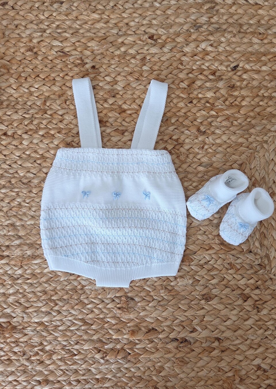 Salopette 2 pezzi con babbucce in filo di puro cotone Bianco / Cielo Polvere / Noce taglia 0-3 mesi Marlù