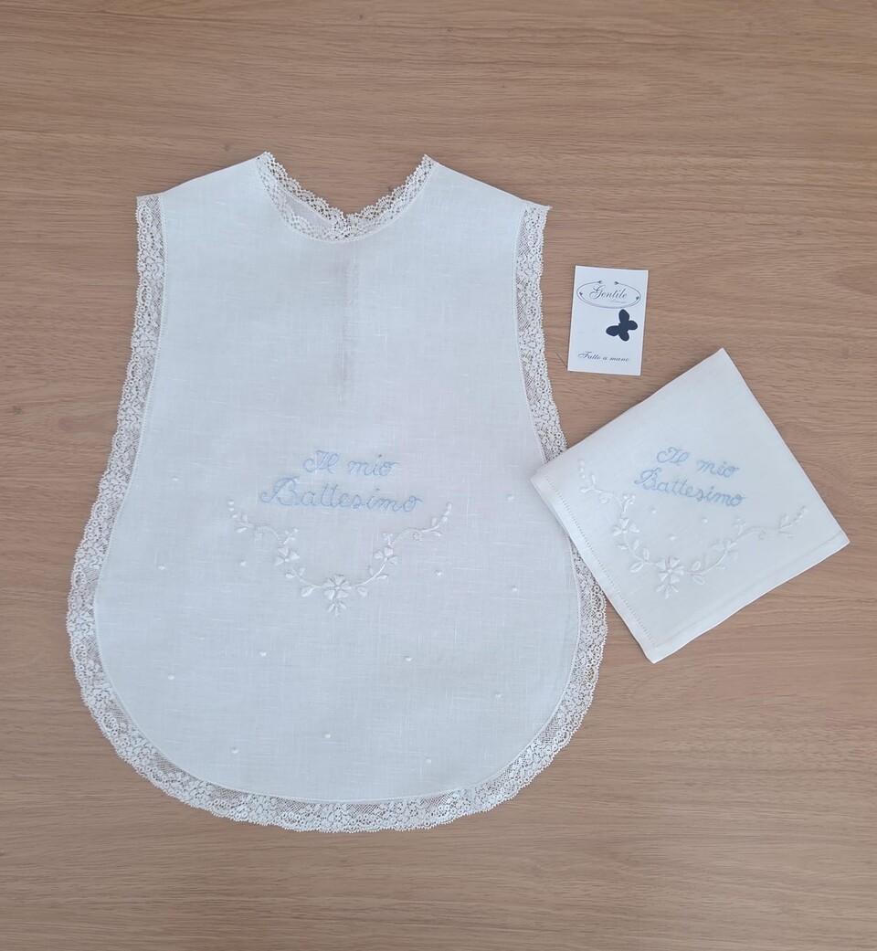 Set Camice Battesimo con fazzoletto in puro lino ricamato a mano Gentile Baby Couture