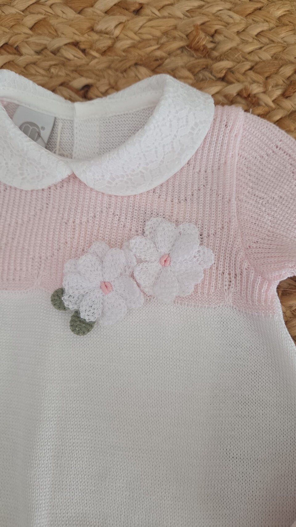 Completo 2 pezzi con cappellino e babbucce Bianco / Rosa Stella taglia 0-3 mesi Marlù