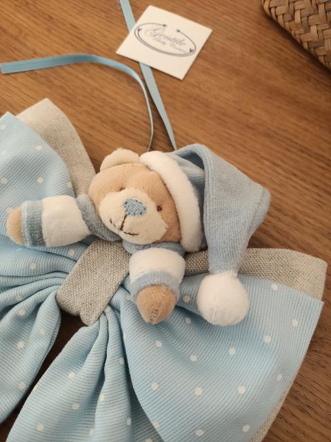 Fiocco culla in tessuto con orsetto Gentile Baby Couture