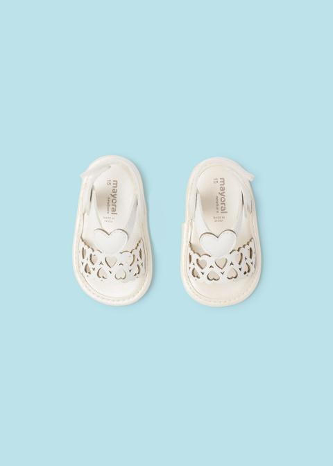 Sandali cuori neonata Bianco Mayoral 9745