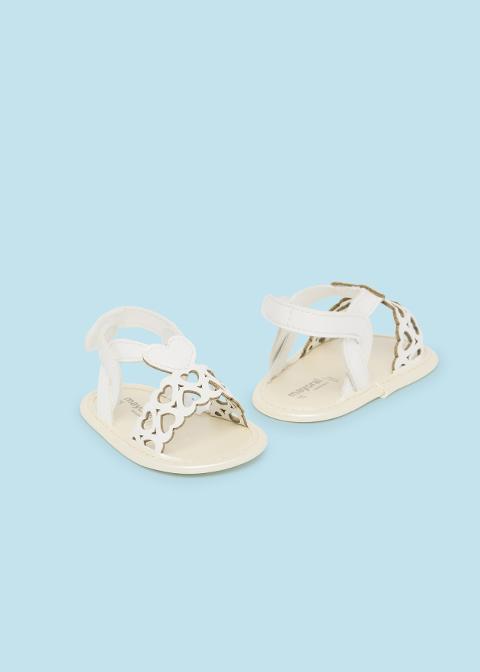 Sandali cuori neonata Bianco Mayoral 9745