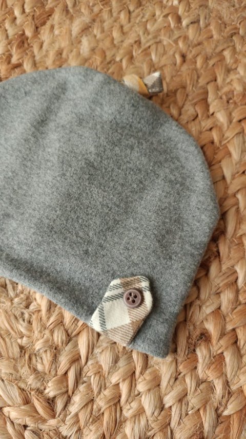 Cappellino in pile Grigio / Giallo taglia 0-3 mesi Marlù