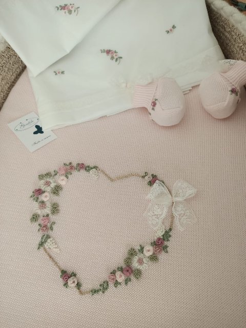 Copertina per carrozzina CUORE in filo di cotone Rosa ricamata a mano Gentile Baby Couture