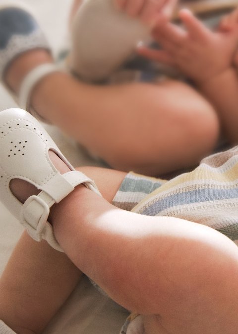 Scarpette traforate neonato Panna Mayoral