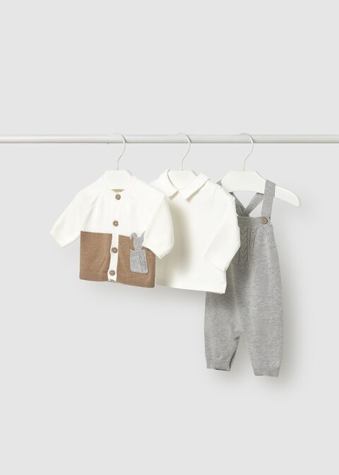 Completo salopette 3 pezzi Panna / Grigio / Nocciola Mayoral