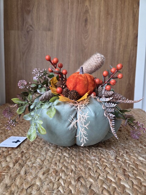 Zucca decorativa in velluto con fiori e rami Gentile Ricami Grande