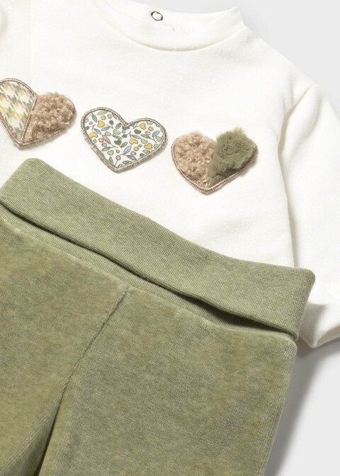 Completo 2 pezzi in caldo cotone Panna / Verde Mayoral