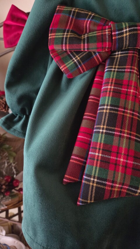 Abito in velluto verde con maxi fiocco in tartan Pappa e Latte